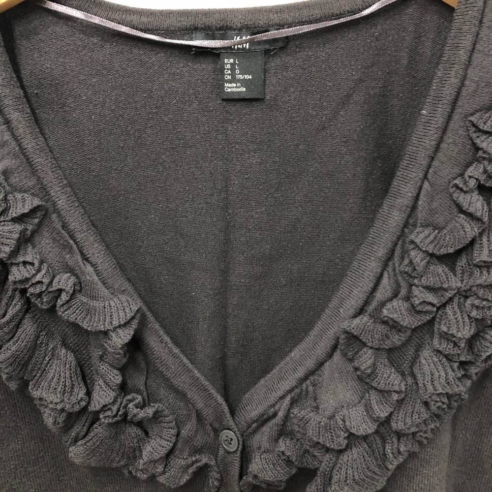 H&M Ruffle Cardigan - Picture 2 of 6